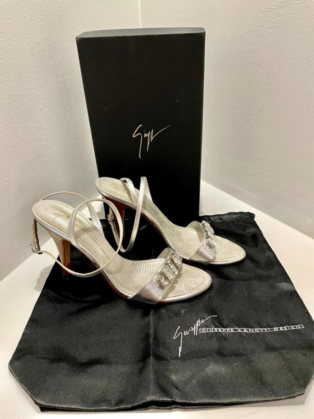 GIUSEPPE ZANOTTI CRYSTAL SILVER LEATHER SANDALS HEELS - Picture 2 of 8
